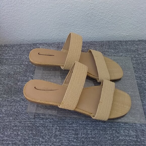 Universal Thread Sandals Women's 9.5 flats natural jute Summer Slides two bands - Picture 5 of 8